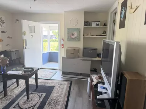 Living - 87 Spring St, Burlington, VT 05401 photo 1 of 6