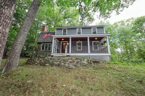 16 Meserve Rd, Durham, NH 03824