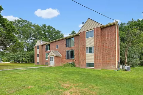 Exterior - 6 Brookside Dr #2, Exeter, NH 03833 photo 3 of 8