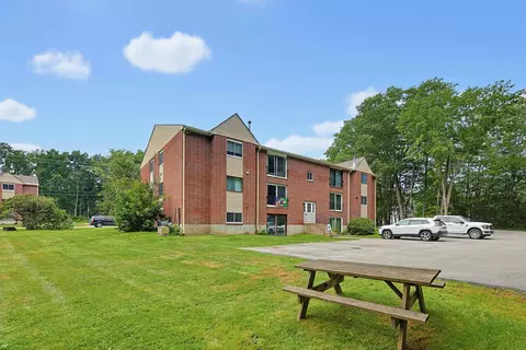 Exterior - 6 Brookside Dr #2, Exeter, NH 03833 photo 6 of 8