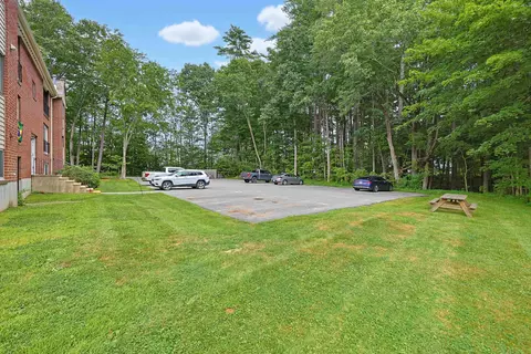Exterior - 6 Brookside Dr #2, Exeter, NH 03833 photo 7 of 8