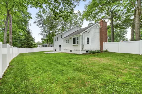 Exterior - 91 Carolan Ave, Hampton, NH 03842 photo 5 of 8