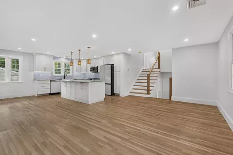 Living - 91 Carolan Ave, Hampton, NH 03842 photo 1 of 4
