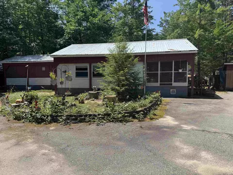 40 Murphy Ln, Tamworth, NH 03886