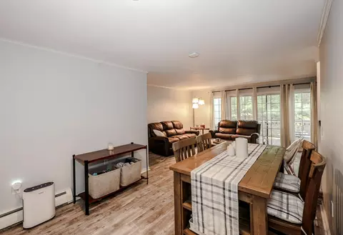 Dining - 1465 Hooksett Rd #117, Hooksett, NH 03106 photo 1 of 4