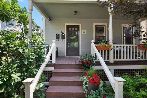 16 Isham St, Burlington, VT 05401