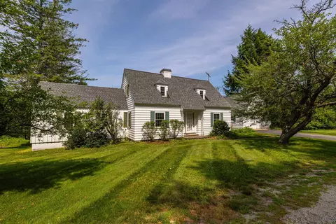 38 Putney Hill Rd, Hopkinton, NH 03229