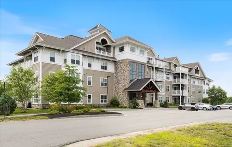 7 Longview Dr #108, Atkinson, NH 03811