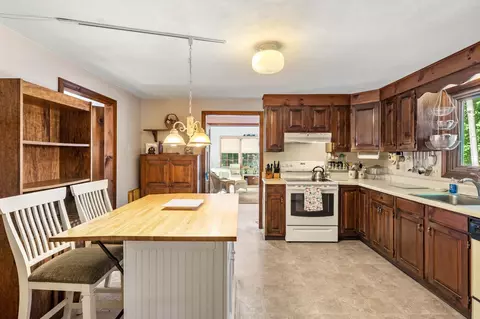 Kitchen - 2 Noel St, Hampton, NH 03842 photo 2 of 2