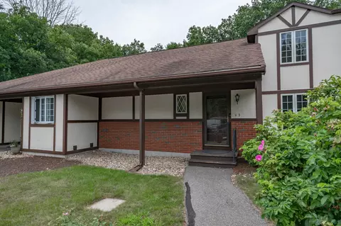 3 Chandler Dr, Atkinson, NH 03811
