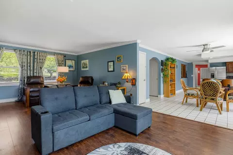 Living - 3 Gold Post Rd, Dover, NH 03820 photo 4 of 5