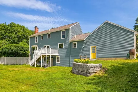 Exterior - 3 Gold Post Rd, Dover, NH 03820 photo 8 of 11