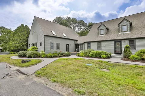 26 Montrose Dr #26, Stratham, NH 03885
