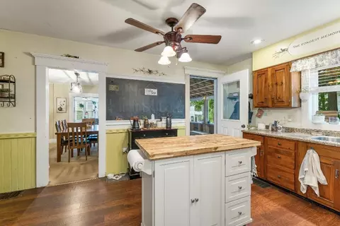 Kitchen - 19 Stevens Ave, Meredith, NH 03253 photo 4 of 4