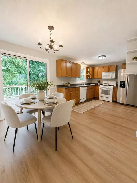 9 Judith Dr, Nashua, NH 03062