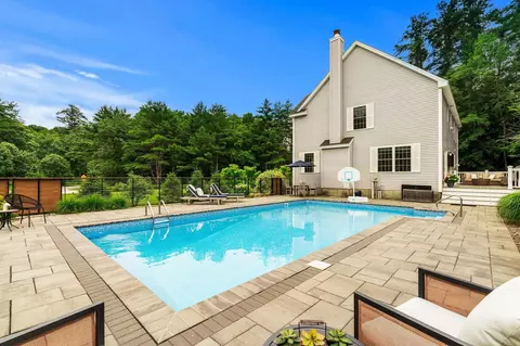 Exterior - 8 Leni Rd, Windham, NH 03087 photo 7 of 12