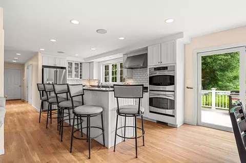Kitchen - 8 Leni Rd, Windham, NH 03087 photo 4 of 4