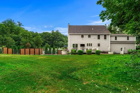 Exterior - 8 Leni Rd, Windham, NH 03087 photo 11 of 12