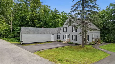 88 Chuck St, Weare, NH 03281