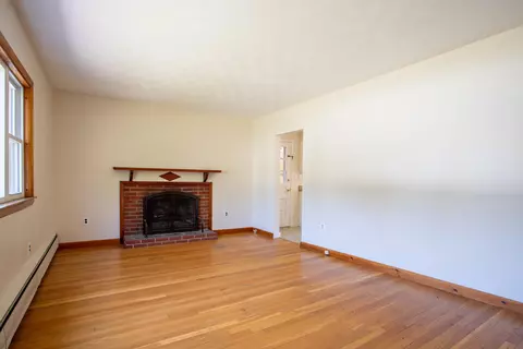 Living - 16 Tuck Rd, Hampton, NH 03842 photo 5 of 5