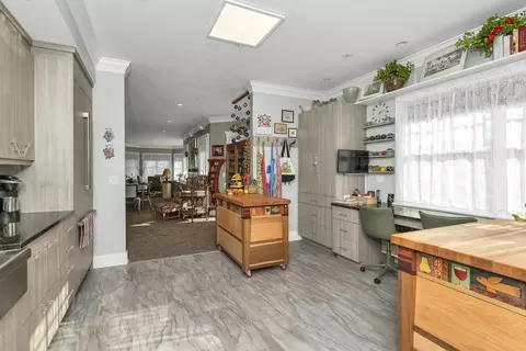Kitchen - 61 Central Ave # -2, Wolfeboro, NH 03894 photo 4 of 4