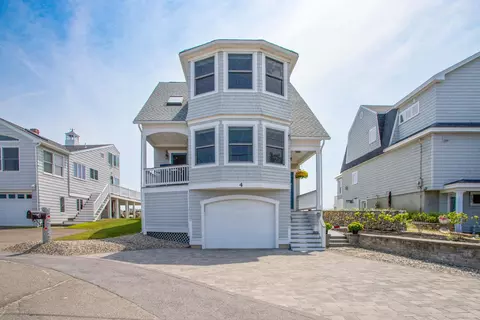 Exterior - 4 Noreast Ln, Hampton, NH 03842 photo 1 of 4