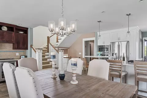Dining - 4 Noreast Ln, Hampton, NH 03842 photo 3 of 3