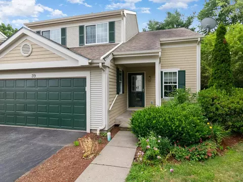 39 Fox Run Rd, Essex Junction, VT 05452