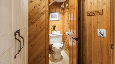 Bath - 99 Johnson Loop, Ludlow, VT 05149 photo 8 of 11