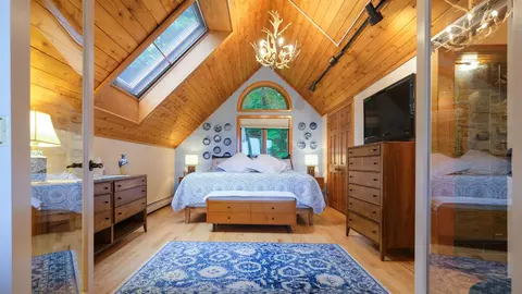 Bedroom - 99 Johnson Loop, Ludlow, VT 05149 photo 5 of 12