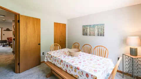 Dining - 75 Upper Xrd #C6, Ludlow, VT 05149 photo 1 of 2