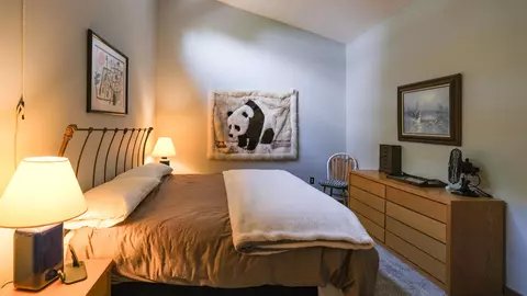 Bedroom - 75 Upper Xrd #C6, Ludlow, VT 05149 photo 1 of 10