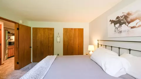 Bedroom - 75 Upper Xrd #C6, Ludlow, VT 05149 photo 7 of 10