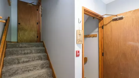 Entry Way - 75 Upper Xrd #C6, Ludlow, VT 05149 photo 1 of 4
