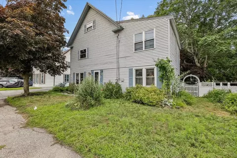 549 Lake Ave, Manchester, NH 03103