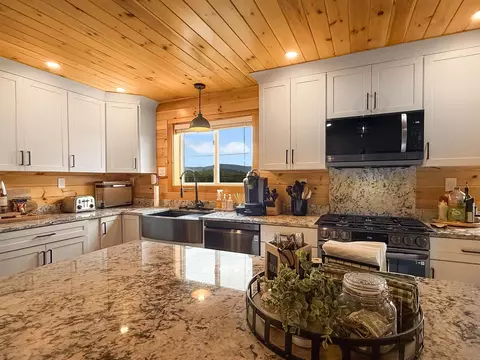 Kitchen - 428 E Colebrook Rd, Colebrook, NH 03576 photo 3 of 7