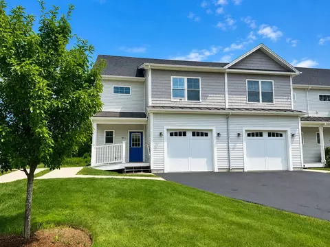18 Freeman Woods #1, Essex, VT 05452