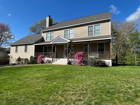 5 Grace Dr, Hudson, NH 03051