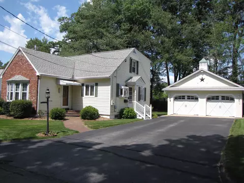 128 Holly Ave, Manchester, NH 03103