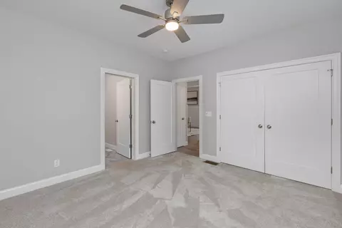 Bedroom - 7 Lilac Ridge Rd, Windham, NH 03087 photo 3 of 8