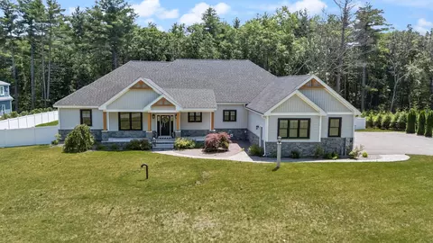 Exterior - 7 Lilac Ridge Rd, Windham, NH 03087 photo 6 of 6