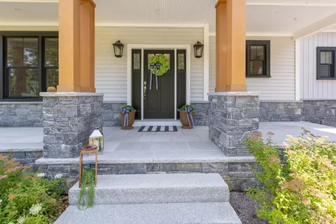 Exterior - 7 Lilac Ridge Rd, Windham, NH 03087 photo 3 of 6