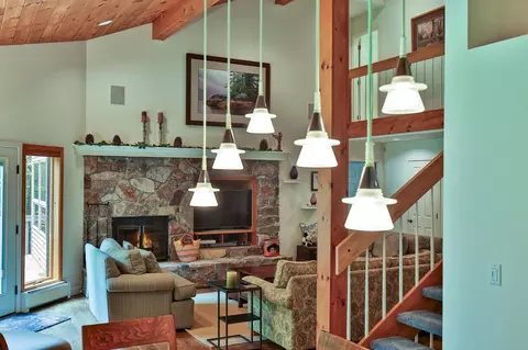 Living - 58 Knoll Dr, Killington, VT 05751 photo 8 of 9