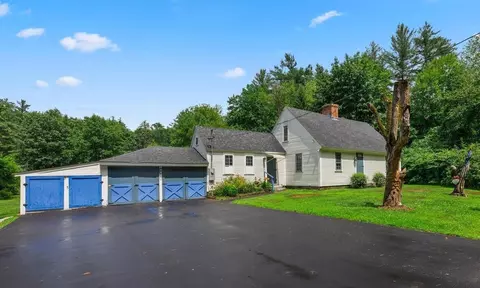 30 Thornton Rd W, Merrimack, NH 03054