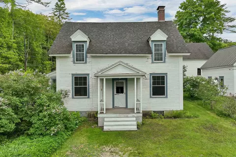 10 Mountain Rd, Tamworth, NH 03883
