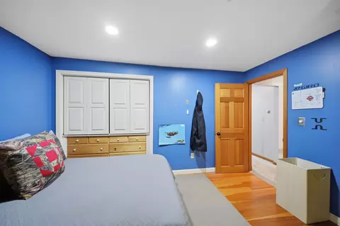 Bedroom - 21 Stoney Brook Rd, Bow, NH 03304 photo 4 of 8