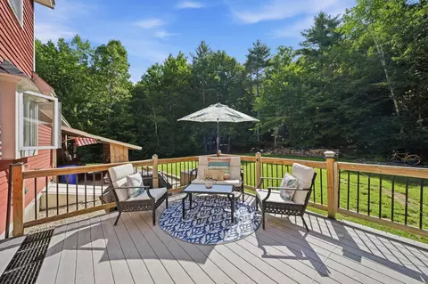 Exterior - 21 Stoney Brook Rd, Bow, NH 03304 photo 5 of 11