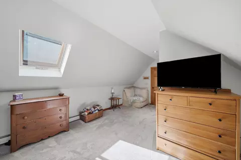 Bedroom - 21 Stoney Brook Rd, Bow, NH 03304 photo 7 of 8