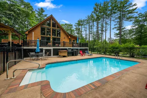 34 Charles Rd, Conway, NH 03813
