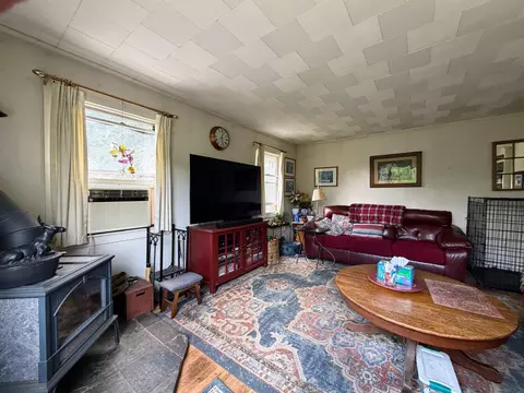 Living - 60 Mark St, Springfield, VT 05156 photo 2 of 3
